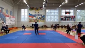 Каратэ Кумитэ. Бой среди 10-11 лет.