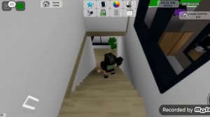 Очень очень много нас китайцев