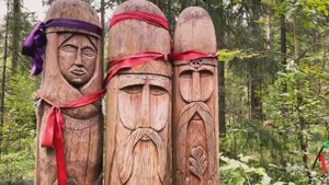 Велесов Камень в Веледниково