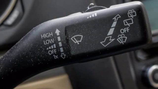 Volkswagen Golf 1.4 TSI 90KW 3 DRS HIGHLINE 7-DSG смотреть онлайн