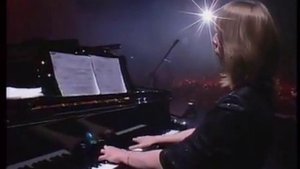 Елена Фролова - Белый пароходик (Ю. Визбор).mov