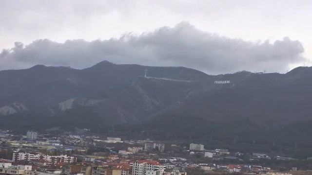 Геленджик, свежая квартира в продаже. Район Магилат. Вид на море!