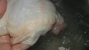 Суп на куриных бедрышках с лапшой