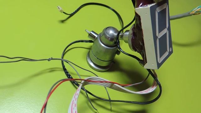 Индикатор, указатель передачи, схема без микроконтроллера! смотреть онлайн