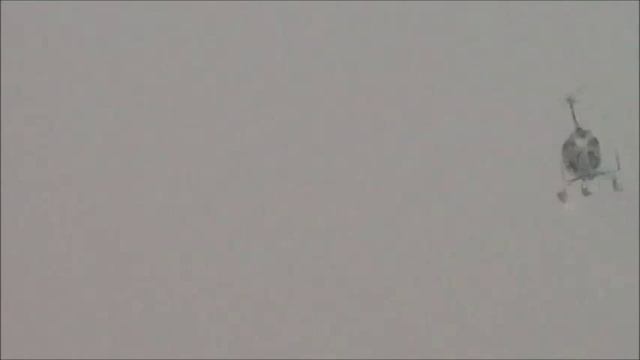 Автожир летает в снегопад.. смотреть онлайн