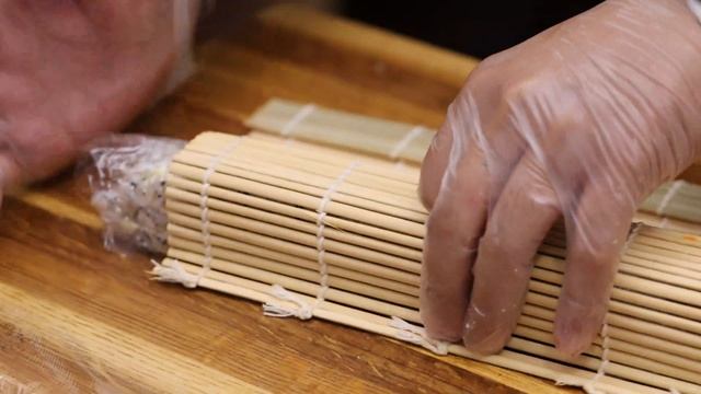 Ролл без нори и без коврика| Super Soft Sushi смотреть онлайн