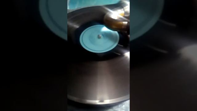 Клавдия Шульженко "Не шути" смотреть онлайн