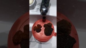 Фонит ли вулканическая лава?