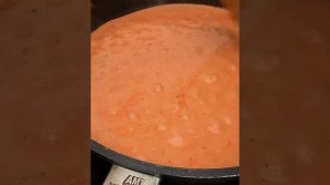 По-быстрому #тальятелле с # креветками в томатно-сливочном соусе 😊 . Готовиться быстро
