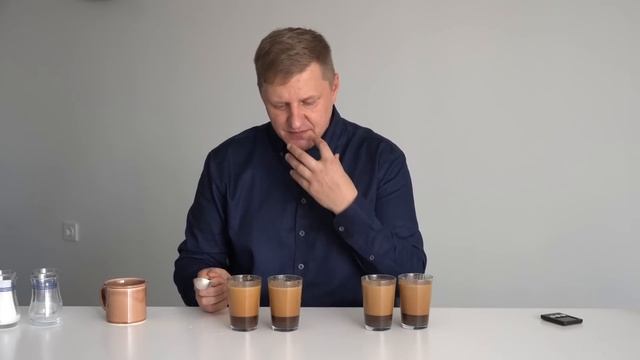 МОЛОКО или СЛИВКИ? Что лучше добавлять в кофе при заваривании в чашке? смотреть онлайн