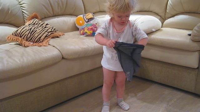 Одеваемся на прогулку смотреть онлайн