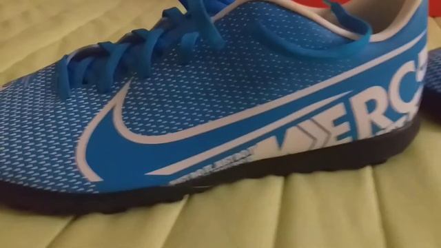 Nike Mercurial Vapor 13 Club TF смотреть онлайн