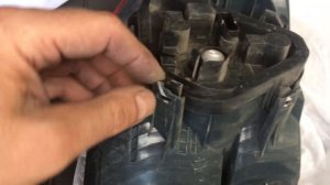 Замена лампы в заднем фонаре BMW F30