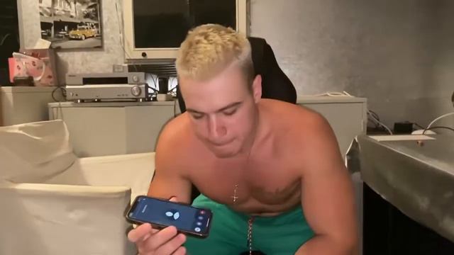 Данил Степанов позвонил бате Ивана золо смотреть онлайн