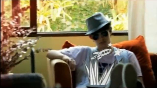 Laura Rizzotto - Friend In Me смотреть онлайн