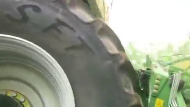 Кормоуборочный комбайн BiG X