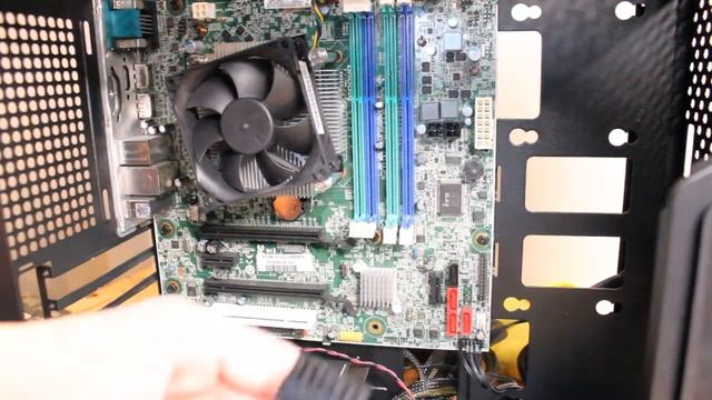 ThinkCentre M93p Case Swap with Upgrades! GTX 750ti, 2 x SSD, 16GB RAM, PSU смотреть онлайн