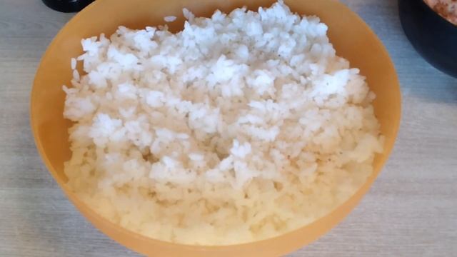 Салат рыбный из копчёной форели с рисом. Быстро, просто и вкусно ?? смотреть онлайн