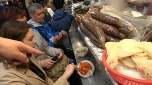 서울 광장시장에 장인,장모님을 모시고간 한국사위 Корейский Рынок уличная еда в Сеуле. Рынок Кванчжан 국제커플 국제부부 국제결혼