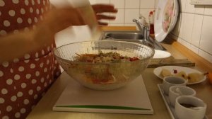 Салат из редьки Дайкон по корейски с грушей ...к шашлыку-то что нужно!