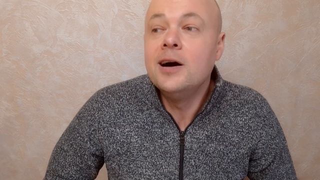 Мужчина должен обеспечивать женщину!