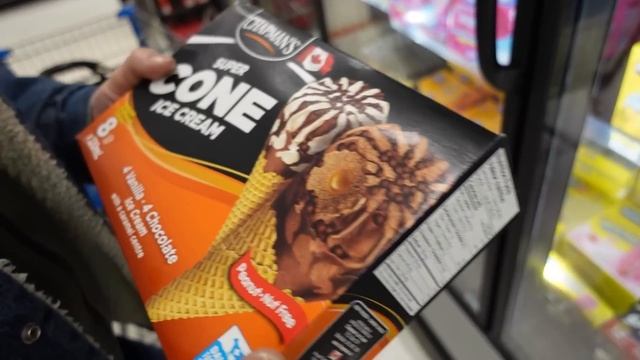 КАНАДА ВЛОГ | ПОКУПКИ В WALMART! РАЗГРЕБАЕМ БАГАЖНИК, УСТАНАВЛИВАЕМ ДЕТСКОЕ АВТОКРЕСЛО! 17.03.2022 смотреть онлайн