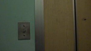 Электрический лифт V=0,71 м-с, грузоподъемность 400 кг (1922)