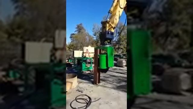 Принцип работы Экскаваторного вибропогружателя с боковым зажимом 8 800-600-74-65 смотреть онлайн