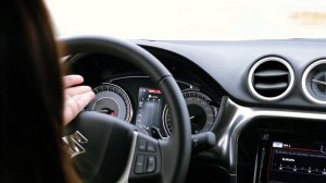 Сравнила Suzuki Vitara 1.6 и 1.4 BoosterJet