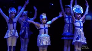 Театр мод школа-студия "Мини-леди" - Коллекция  "Космос" Фестиваль "Поколение Z"