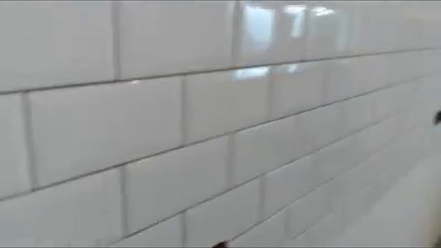 как правильно и недорого положить фартук на кухне смотреть онлайн