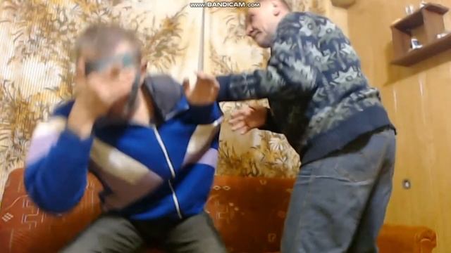 После двойных дед опять получает смотреть онлайн