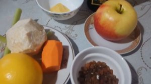 САЛАТ  ИЗ  КОРНЯ  СЕЛЬДЕРЕЯ  И  ЯБЛОКОМ // ОЧЕНЬ  СОЧНО  СОВЕТУЕМ  ЕГО  ПОСМОТРЕТЬ