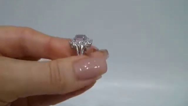 Кольцо с натуральным афганским розовым кунцитом 2.7 ct и топазами Размер 17 Серебро 925 смотреть онлайн