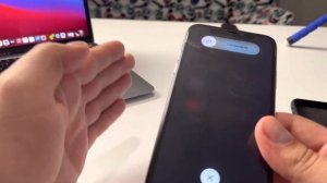 Если ЭКРАН iPhone НЕ РЕАГИРУЕТ НА НАЖАТИЯ и АЙФОН НЕ ВЫКЛЮЧАЕТСЯ И ЗАТУПИЛ!!