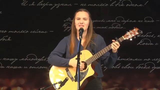 "О двух красивых автомобилях", сл. и муз. В. Высоцкого, исп. Елизавета Евтихова смотреть онлайн