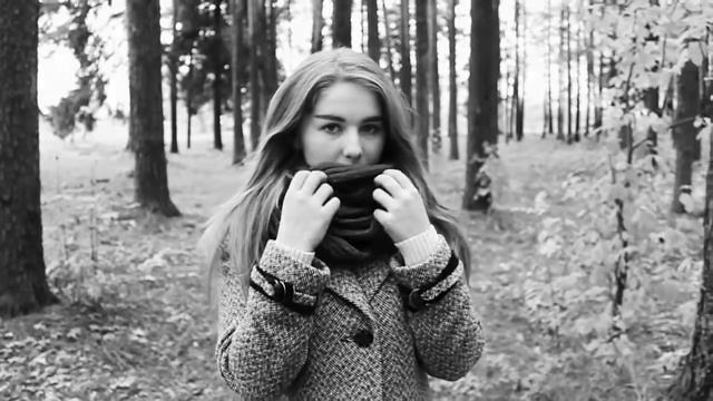Видеопоэзия. Стихи Сергея Есенина  Читает Евгения Наволоцкая