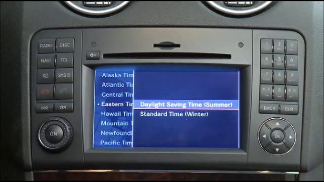 Mercedes-Benz Instructional Video: How to Set Clock (M, GL, R, CLS, SLK, & SL-Classes) смотреть онлайн