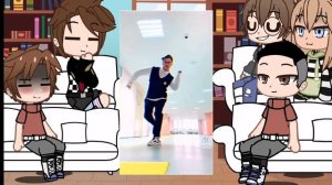 реакцыя на а4 и его Каманду+кабеков