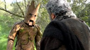 HODOR vs GROOT RAP BATTLE