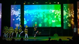 "Пчелки" - танец наших трудолюбивых пчелок и Винни Пуха  студии танца "Антре"