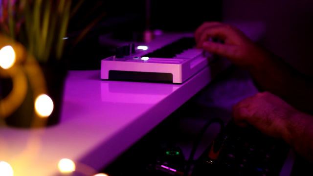 Behringer Model D Dark Ambient смотреть онлайн