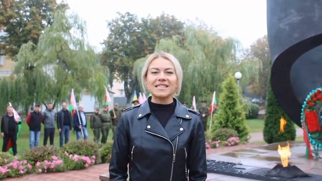 Барановичский гарнизон и милиция отметили День народного единства смотреть онлайн