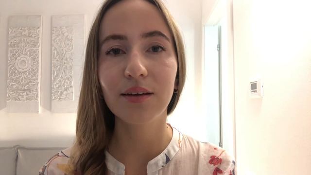ВОНА ЗНИКАЄ ТИХО... /вірш українською/ вірш про кохання. Автор Рейнт Катерина