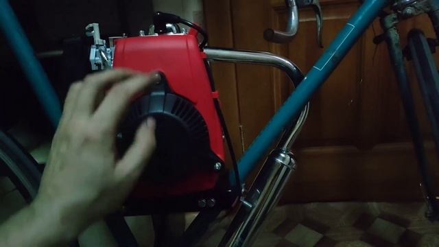 Обзор и сборка дырчика на рыбалку. Новая версия. смотреть онлайн