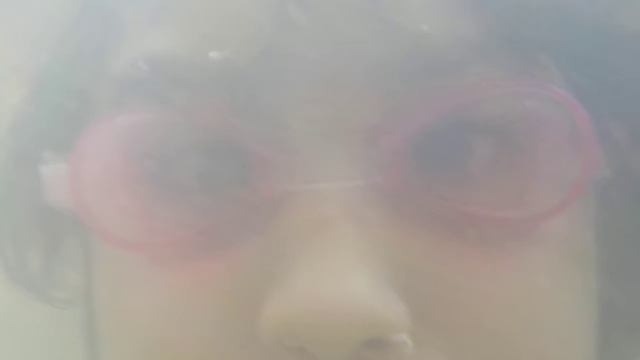 IS NIKON COOLPIX W100 REALLY WATERPROOF?! смотреть онлайн