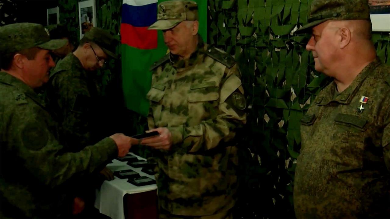 Глава СК А. Бастрыкин вручил награды сотрудникам ведомства из подразделений в новых регионах России