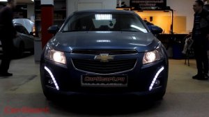 Chevrolet Cruze, установка бигалогеновых модулей Hella R и ДХО