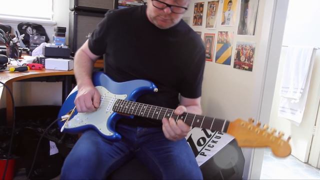 DRW Custom Guitars BK'63 смотреть онлайн