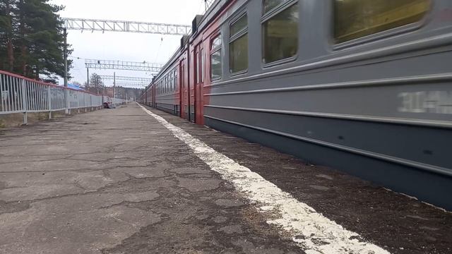 Отправление ЭД4м-0243 со станции Красноармейск с приветливой бригадой. смотреть онлайн